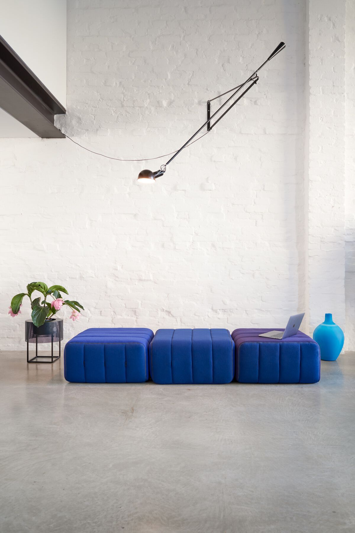 Ткань диван AMBIVALENZ Curt ARCH-00042779 - Вид №80