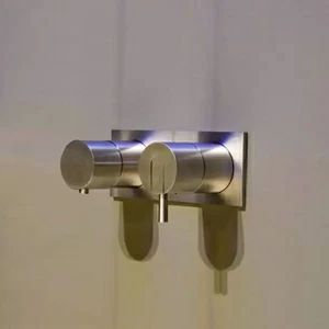 Смеситель для душа AY653PLU Antonio Lupi AYATI с распределителем на три выхода