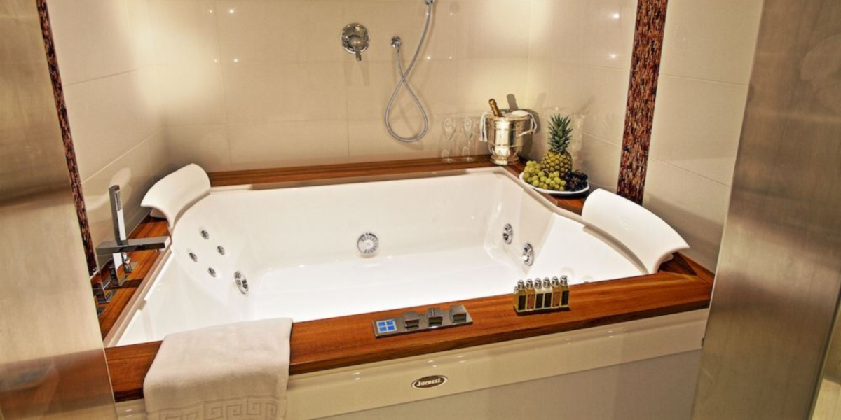 Ванна встроенная с гидромассажем "BASE" Aura Plus 9H43-502 Jacuzzi 9H43502 - Вид №5