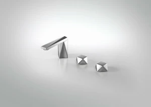 Смеситель для умывальника на три отверстия S DIAMOND F218102C bravat