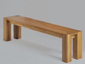 Скамейка из массива дерева