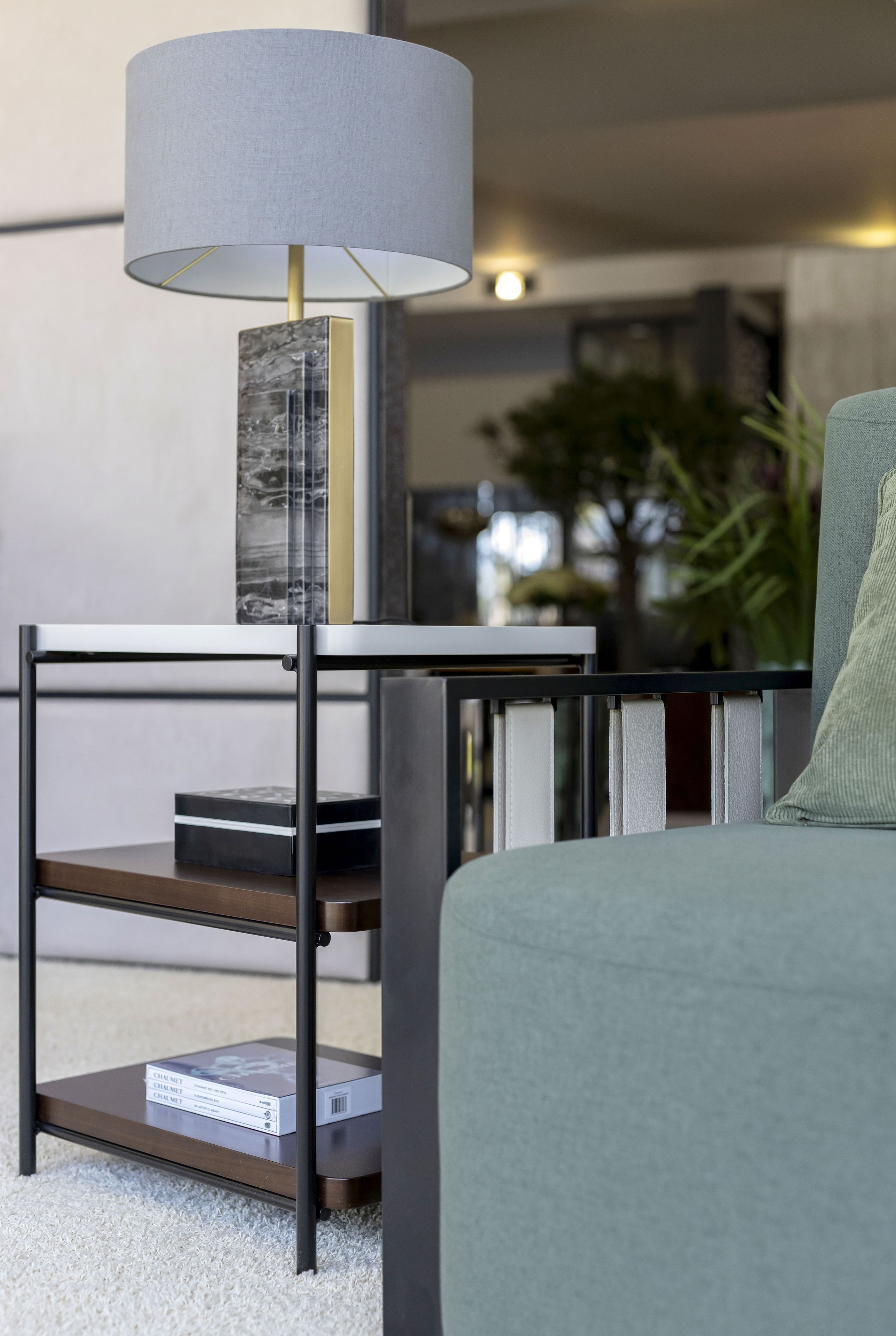 Квадратный журнальный столик из бронзы и дерева Stylish Club His &amp ARCH-00065242