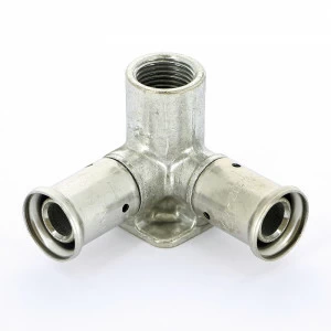 Водорозетка пресс-В проходная HENCO 20x1/2"