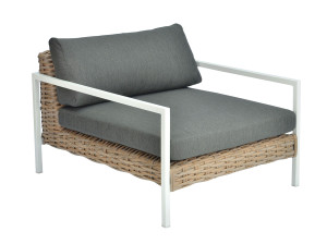 Тканевое садовое кресло с подлокотниками