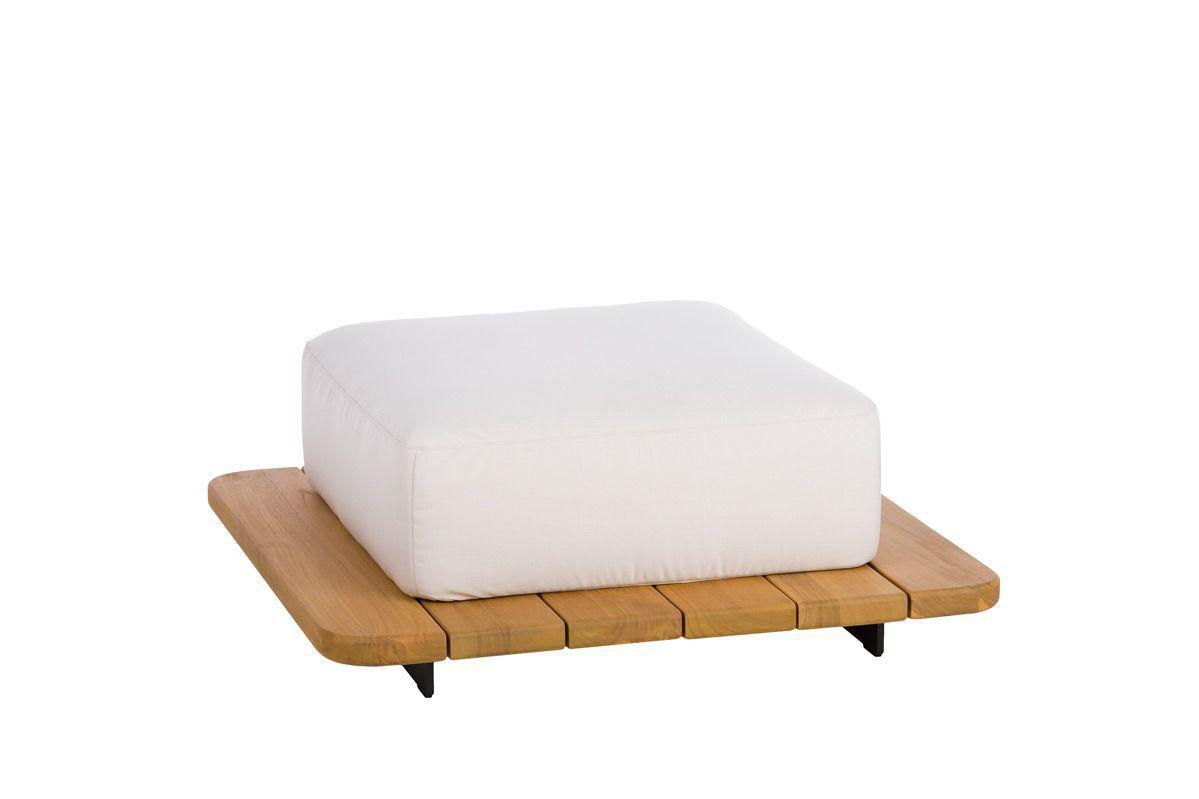 106930 Пуф на деревянной базе Point Pal POINT1920