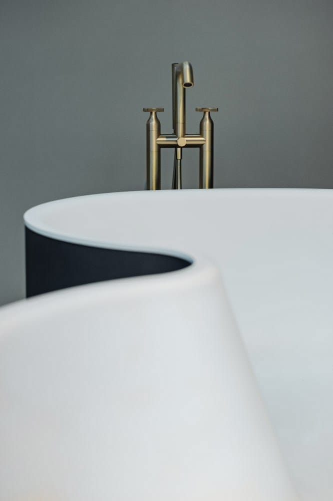 Латунный напольный смеситель для ванны с переключателем Agape Memory ARCH-00069712 - Вид №4