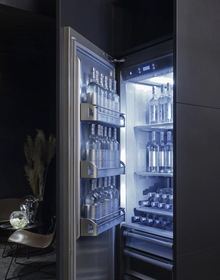 RIFRA Кухня с островом в черном бетоне и черном матовом лаке One sun-id-1423807 - Вид №3