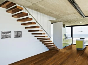 Unikolegno 2-х слойный паркет из орехового дерева Slim