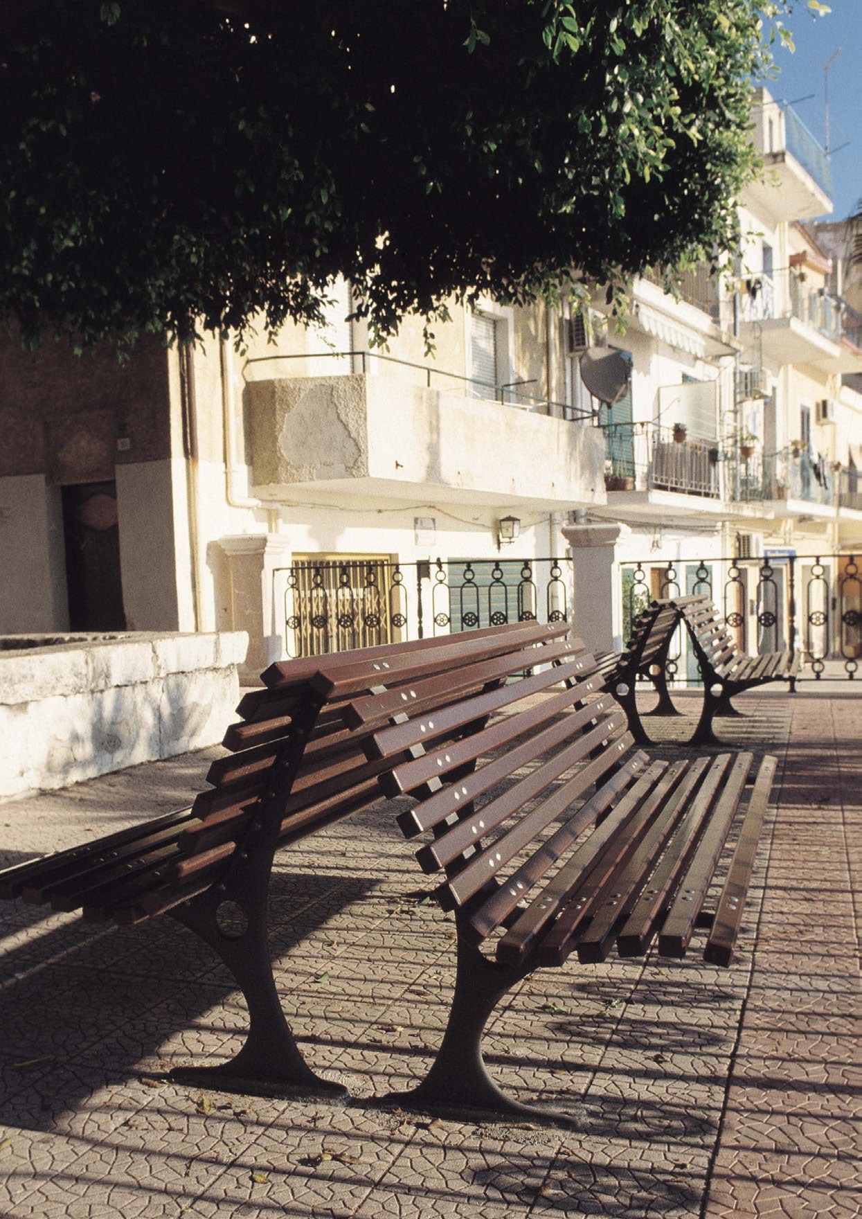 Деревянная скамья со спинкой Neri Gilia ARCH-00100315 - Вид №2