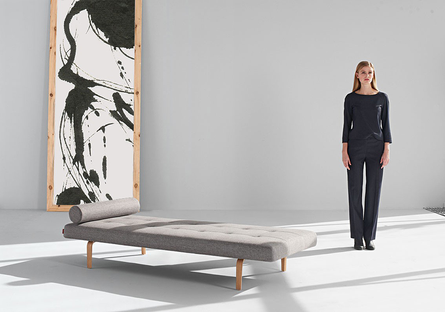 Диван Napper с подушкой и ножками Bow из дуба, серый Innovation Living NAPPER521 - Вид №2