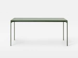 Прямоугольный металлический стол