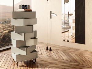 Комод на колесах