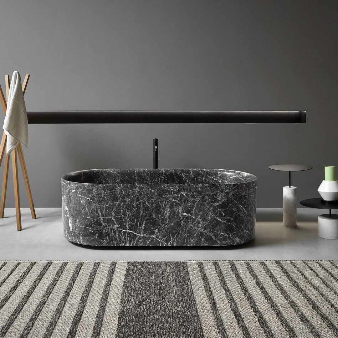 Овальная ванна в центре комнаты из мрамора Antoniolupi NEBULA ARCH-00125610 - Вид №1