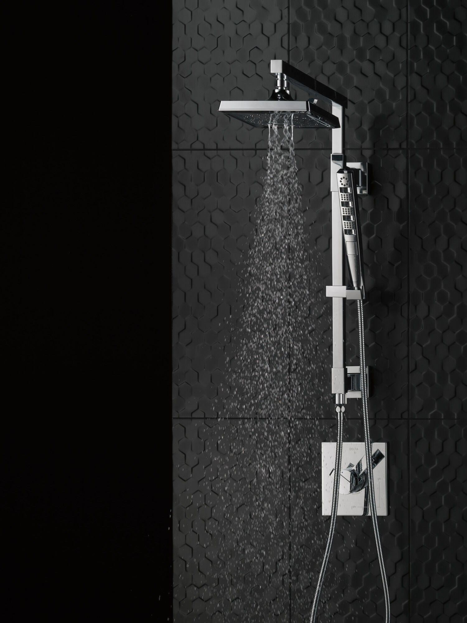 59140-SS-PK H2Okinetic® Ручной душ с 4 режимами Delta Faucet Universal Showering Нержавеющая сталь  - Вид №1