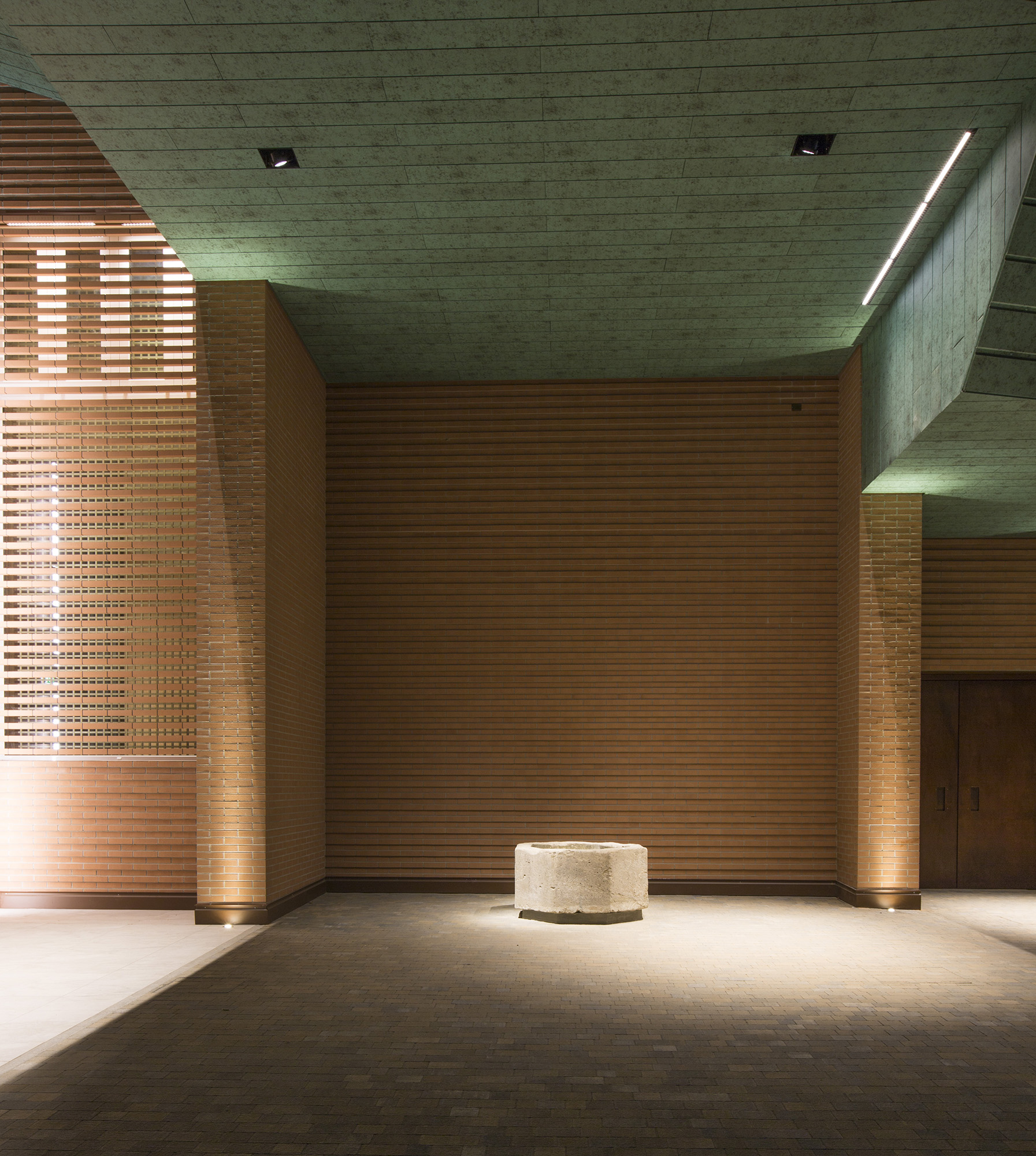 8492118 Встраиваемый в потолок светильник Platek MINI CORNICHE Incasso soffitto  MINI CORNICHE Ceiling recessed 100 mm - LED 3000K 40°  - Вид №7