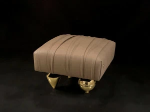 Il Pezzo Mancante Пуф из кожи Il pezzo 1