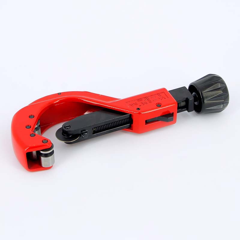 Резак для металлопластиковых труб круговой с фаскоснимателем TIEMME 0-63мм 0340034