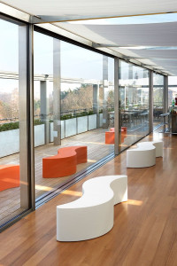 Скамейка из полиэтилена