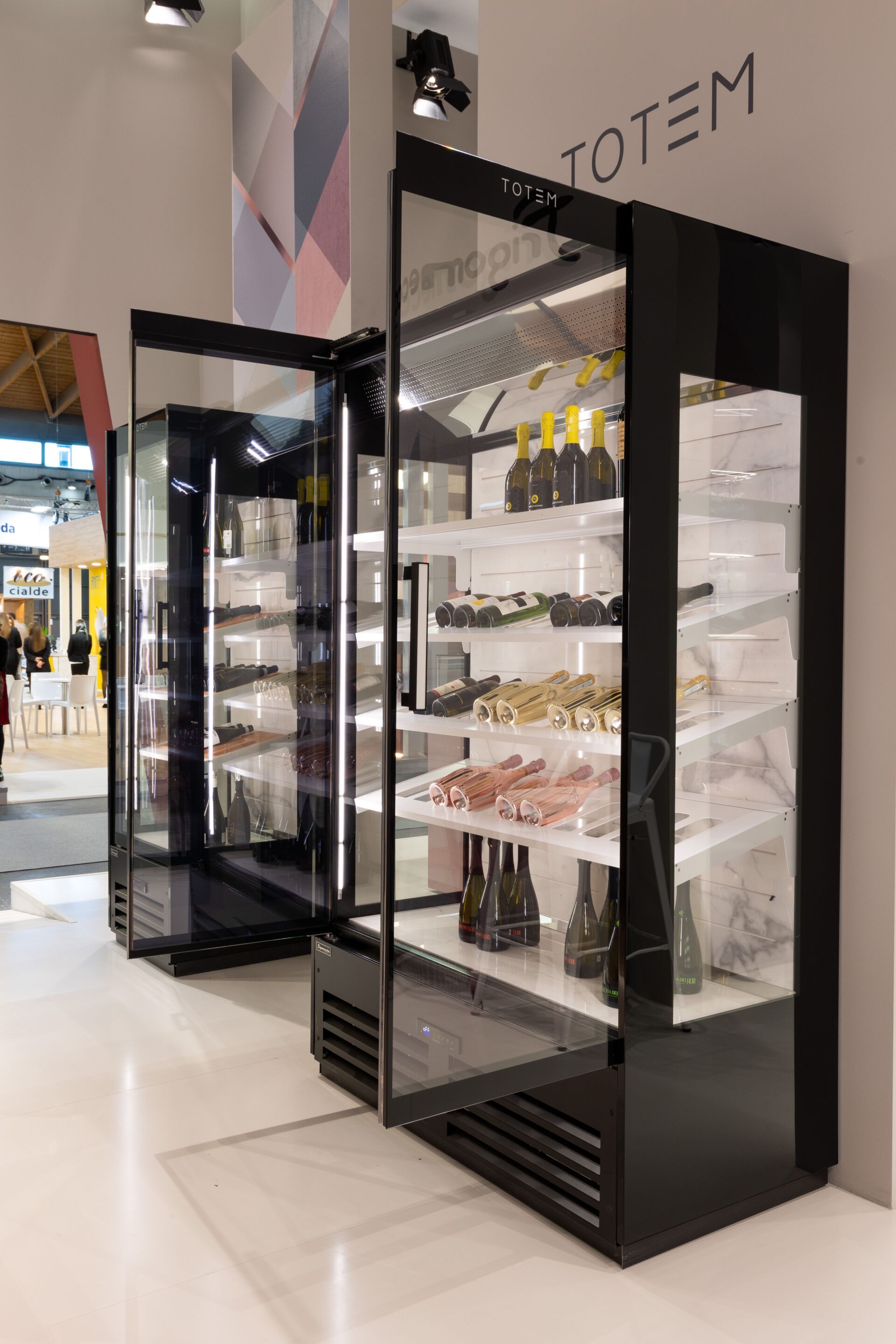 Коммерческий холодильник с подсветкой Frigomeccanica Тотем ARCH-00085503 - Вид №12