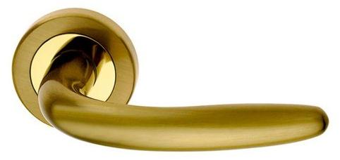 Pasini Ручка из латуни на розетке Lucy 2801 - Вид №1