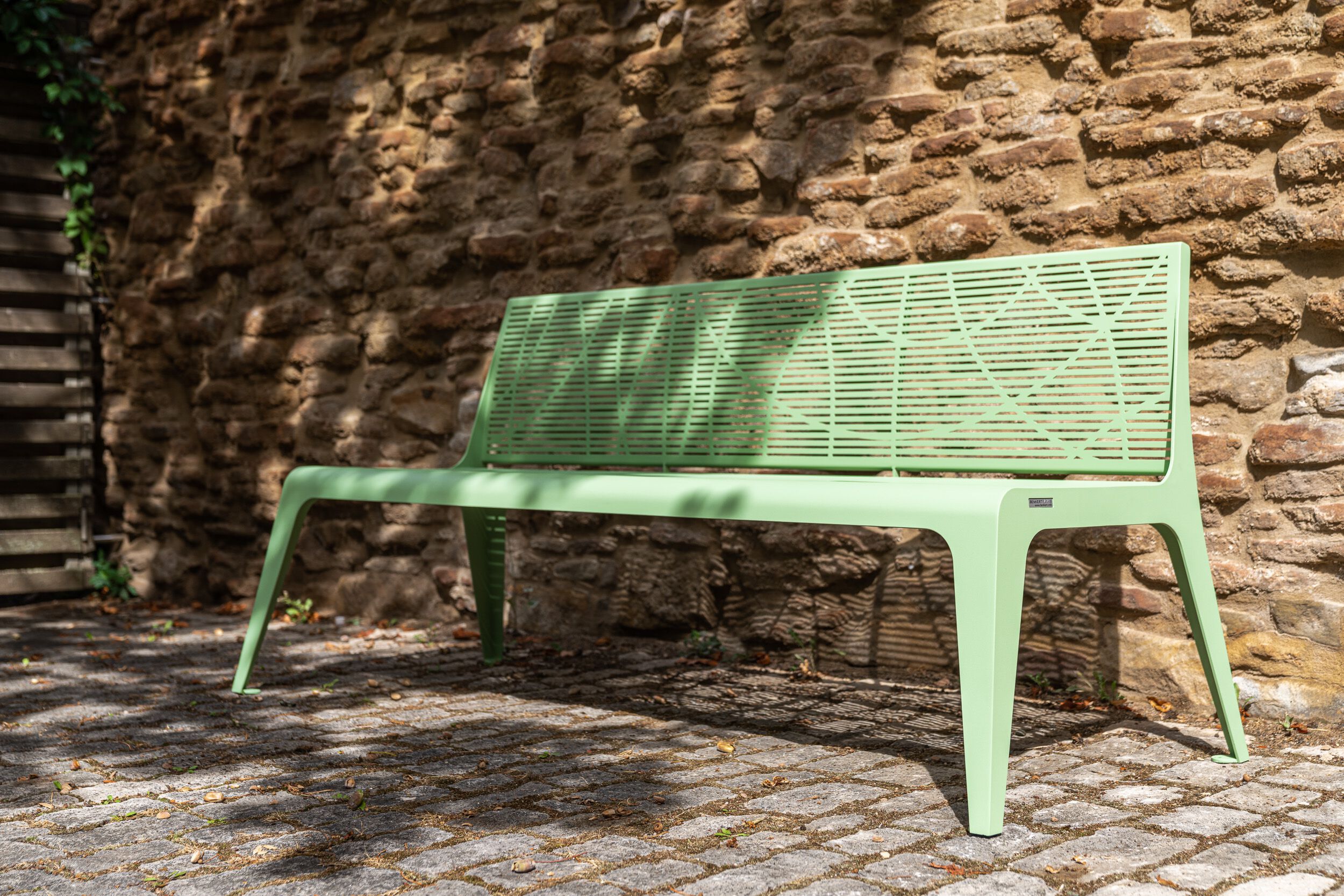 Скамья из нержавеющей стали со спинкой BENKERT BANKE Chalidor ARCH-00051592 - Вид №2