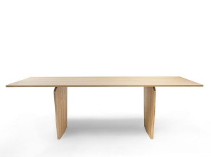 Прямоугольный стол из массива дерева