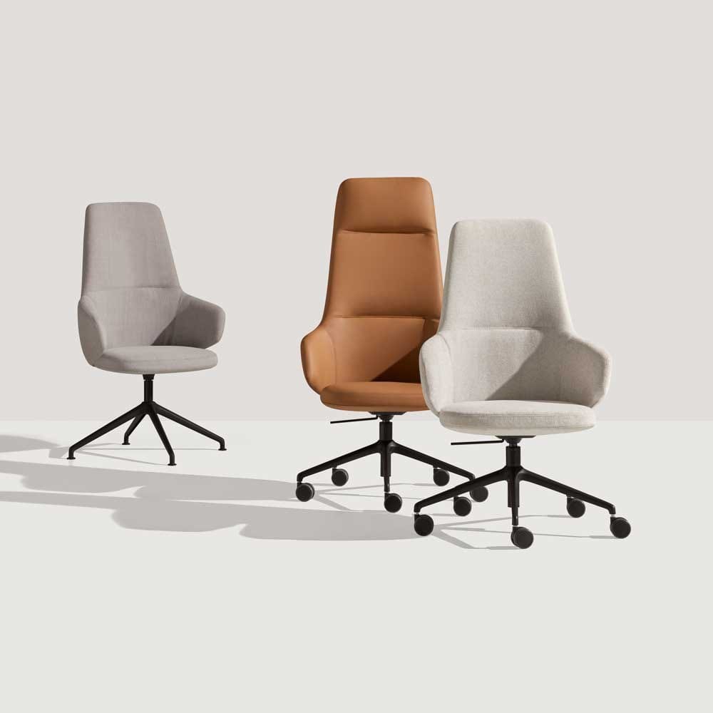 Тканевый поворотный операционный стул на насесте INCLASS BINAR Executive ARCH-00081449 - Вид №1