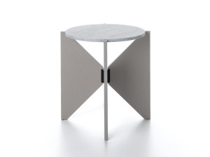 Круглый журнальный столик из каррарского мрамора