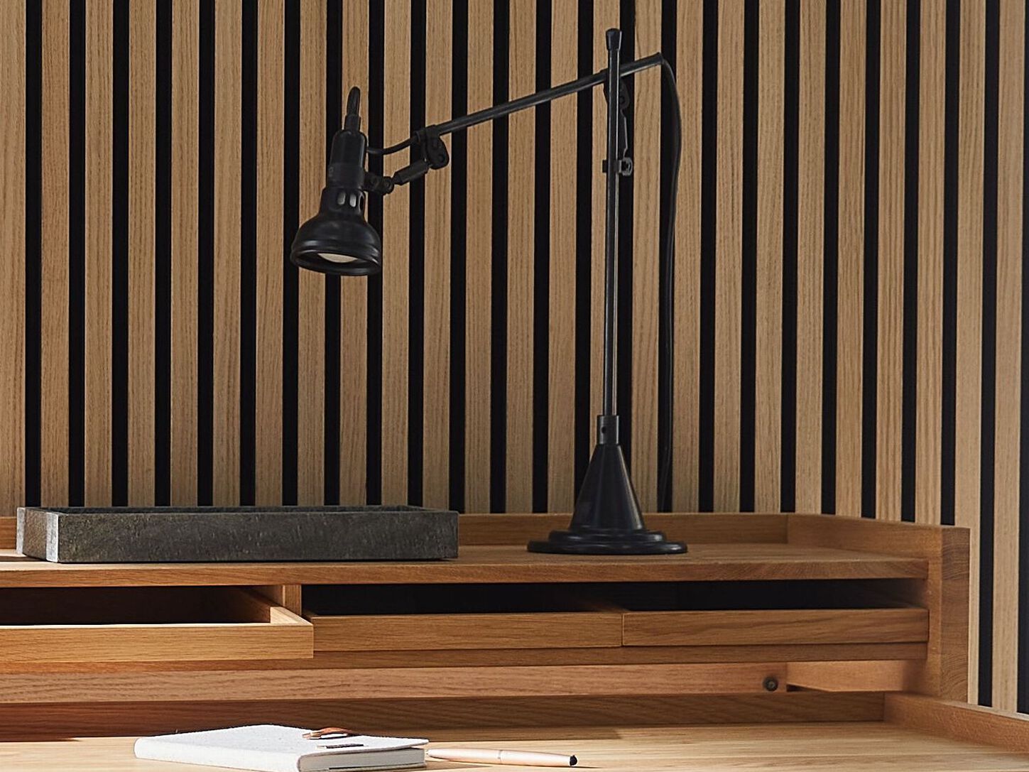 Регулируемая алюминиевая настольная лампа LAMBERT Switch On ARCH-00150110