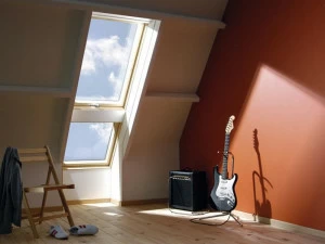 Fakro Мансардное окно