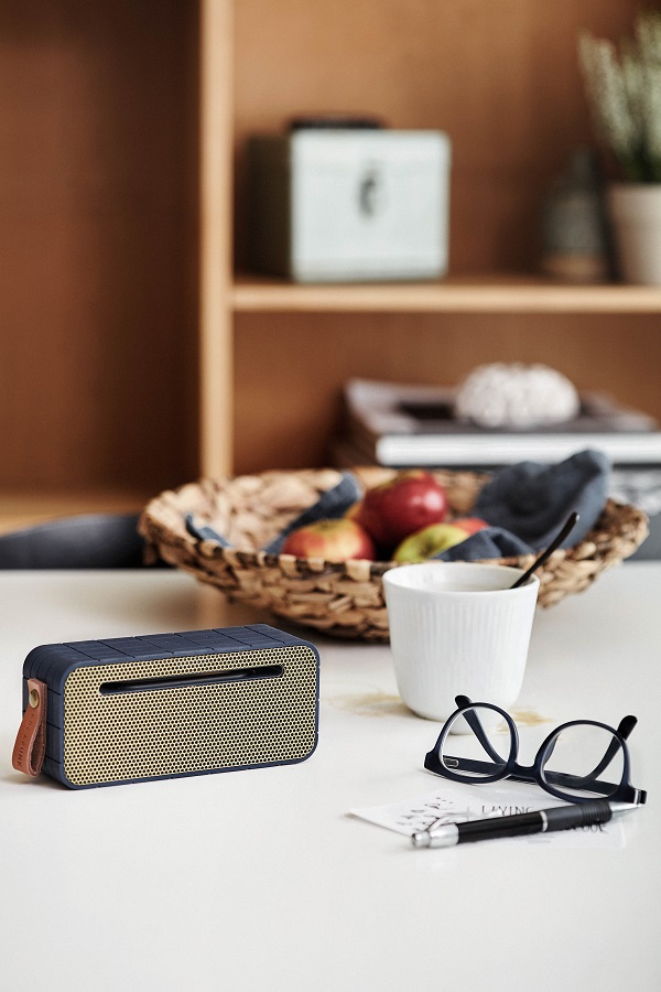 Колонка беспроводная с ремешком aMOVE синяя KREAFUNK KFNG71 - Вид №1