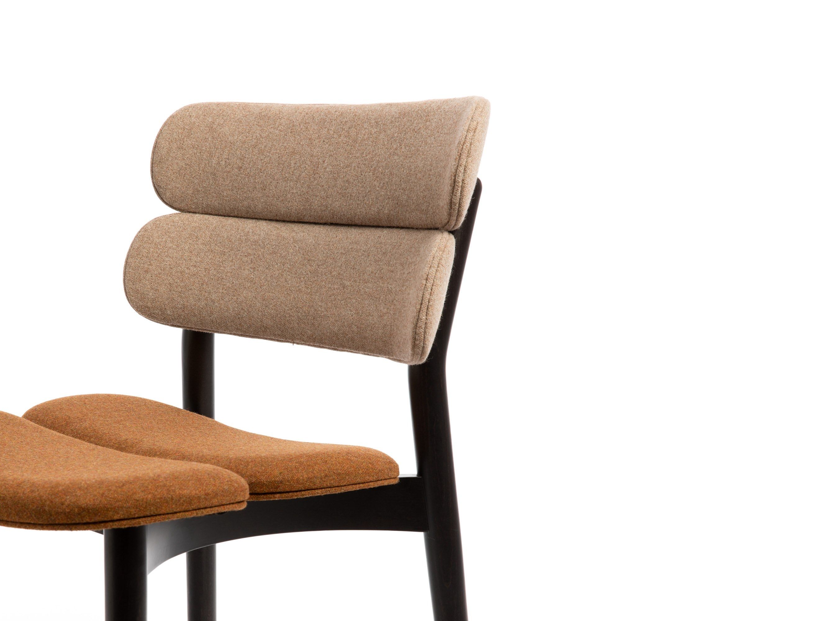 Тканевый мягкий стул с деревянной основой Innova Imbottiti Bands ARCH-00051711 - Вид №1