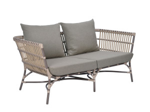 2-местный диван из синтетического волокна