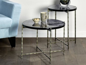 Круглый стеклянный журнальный столик