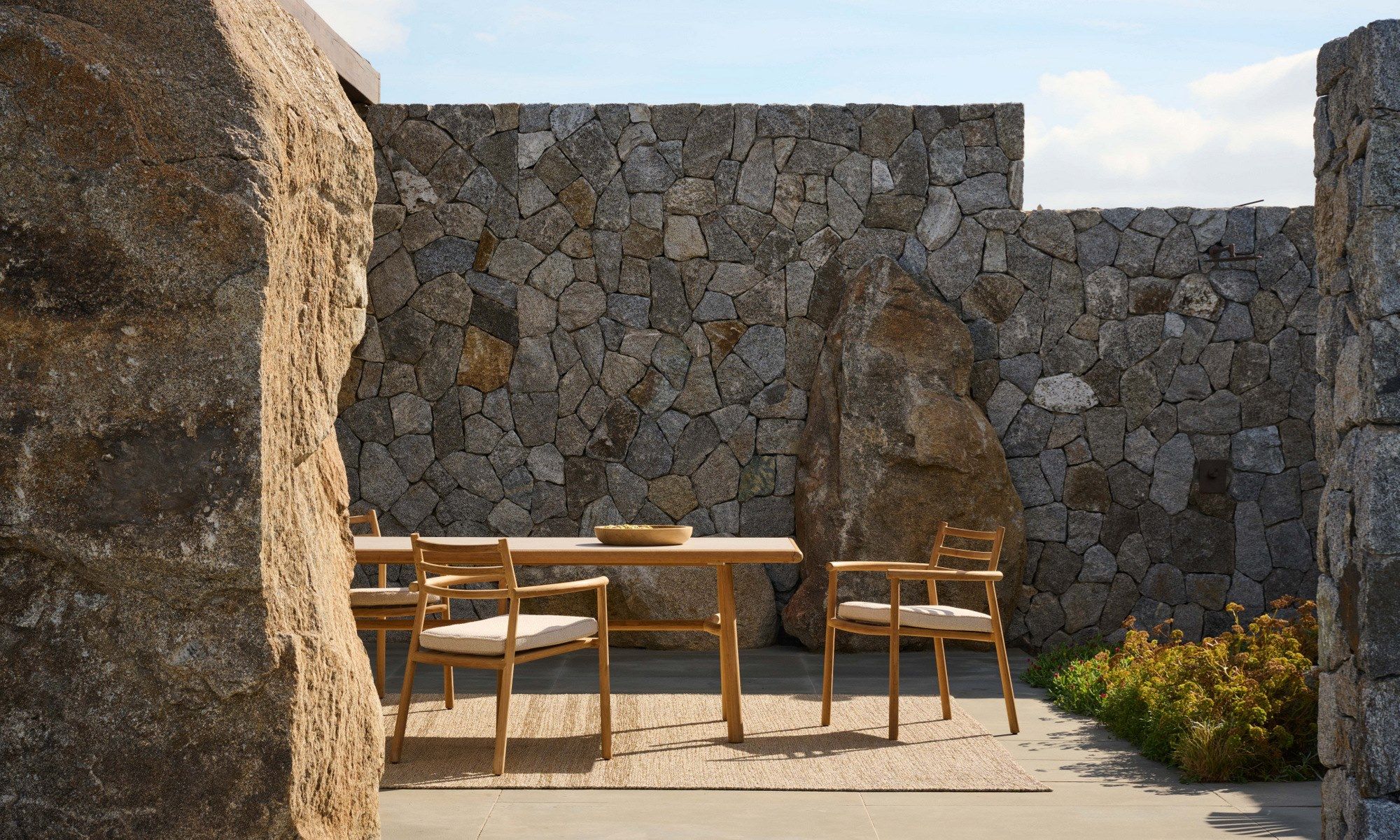 Стул для сада из тикового дерева с подлокотниками TRIBÙ Ukiyo ARCH-00075563