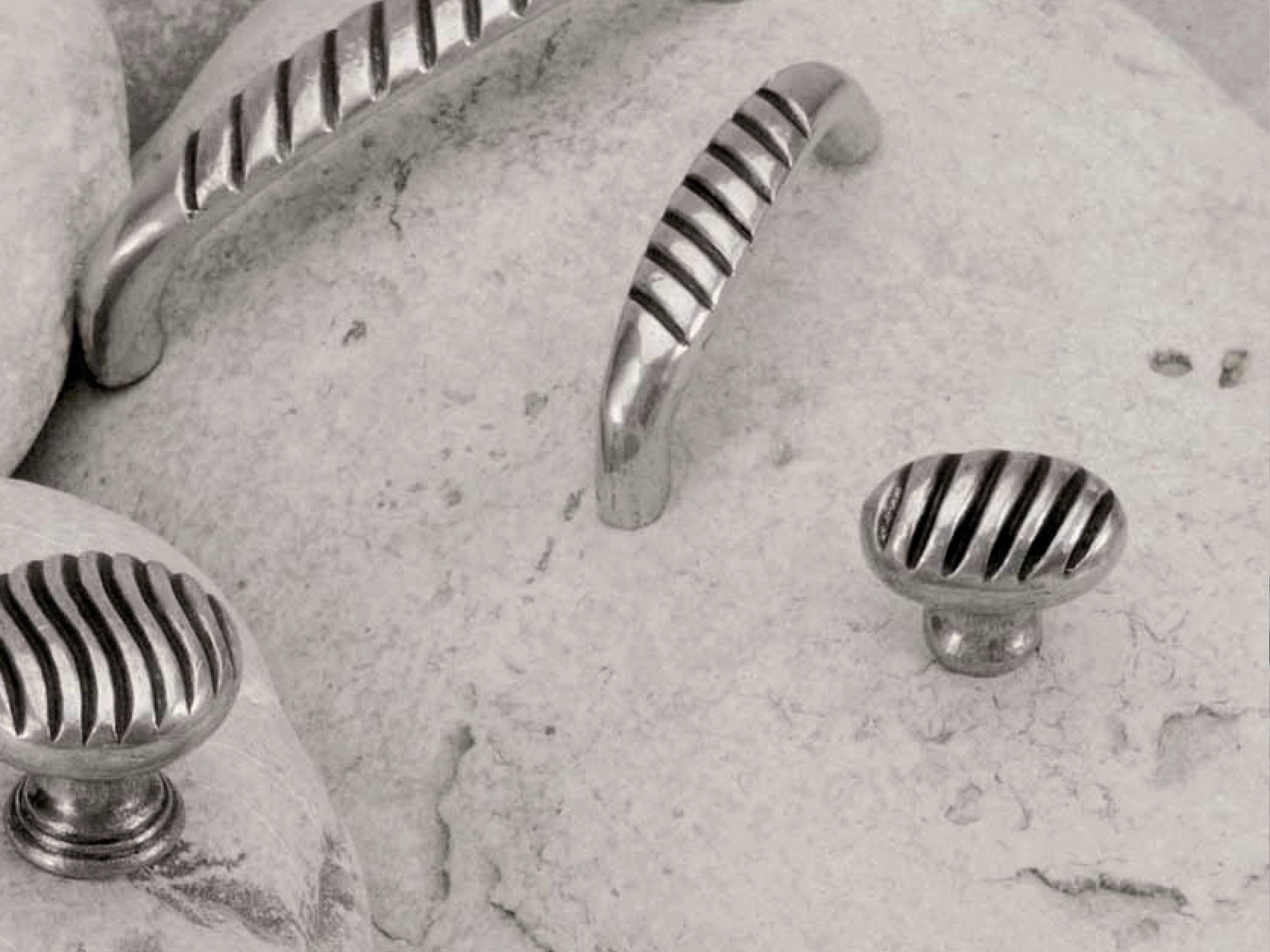 Бронзовая ручка GIARA ART DESIGN-BRONZE Torciglia ARCH-00003111 - Вид №4