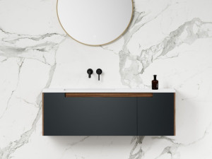 Деревянный подвесной умывальник со встроенным умывальником