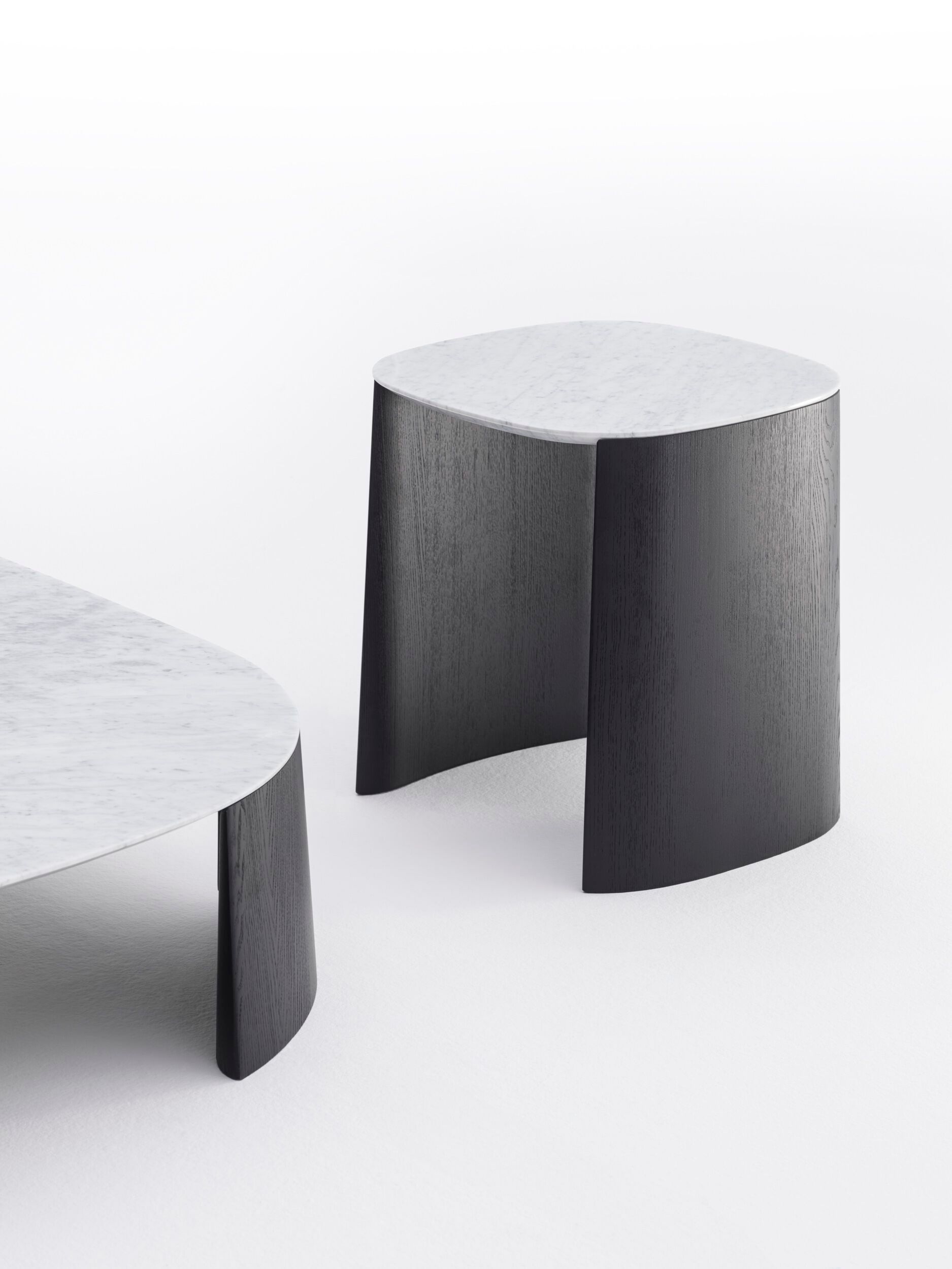 Журнальный столик из ироко и мрамора Désirée divani Dorvan ARCH-00018381 - Вид №1