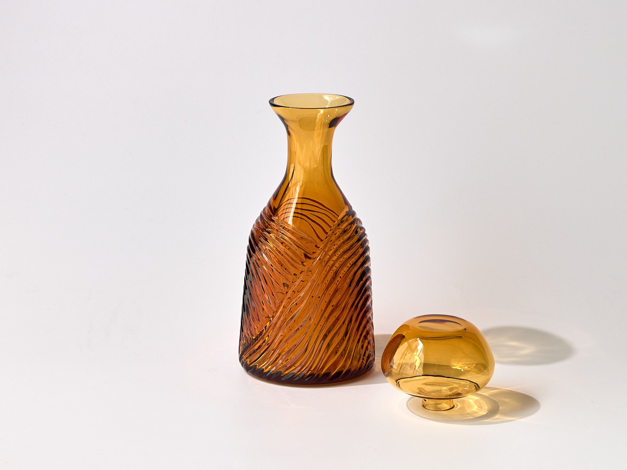 Выдувная стеклянная бутылка Studio Bojola GRECALE ARCH-00078947 - Вид №2