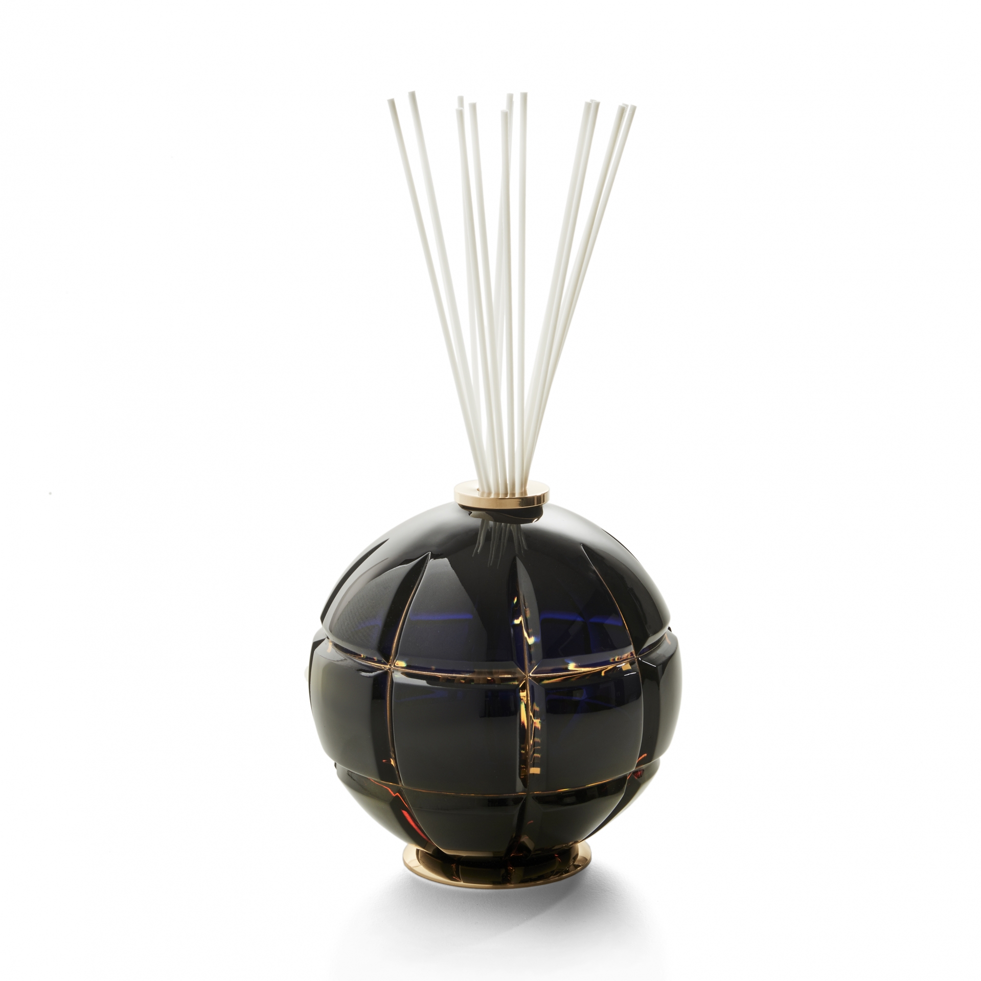 1848B-PAAB 3SC Ароматический диффузор из хрусталя 24% Pbo Blue и Amber с гравировкой Palace и основанием10.9000 D. 15 - H. 15 / 1.000 мл Fragranza / Eleganza (Work in Progress) Treesseci 3SC 