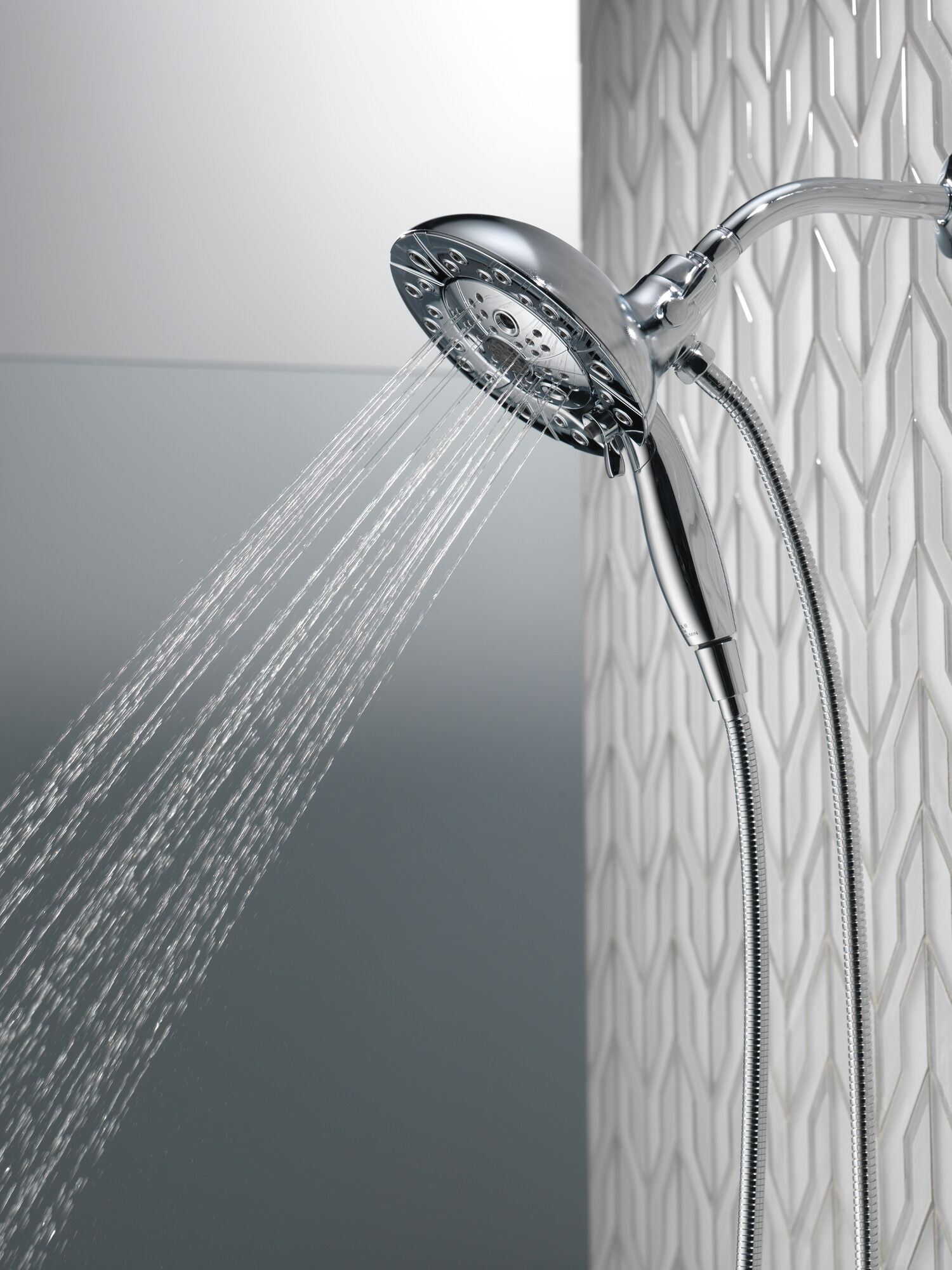 58480-25-PK H2Okinetic® In2ition® Душ два в одном с 5 настройками Delta Faucet Universal Showering Хром  - Вид №1