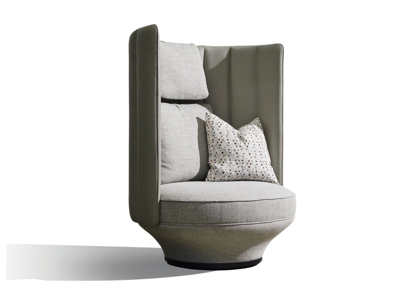 Тканевое кресло с высокой спинкой Wittmann Paradise Bird ARCH-00121137