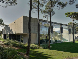 Раздвижное окно из закаленного стекла