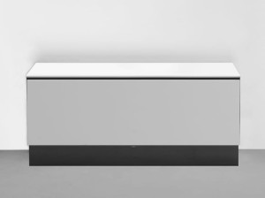 Низкий шкаф для ванной комнаты с ящиками