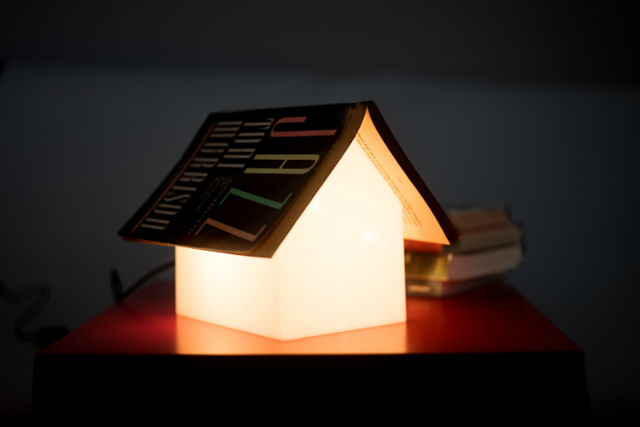 Светильник настольный Book Rest SUCK UK SKBOOKREST2UNI - Вид №5