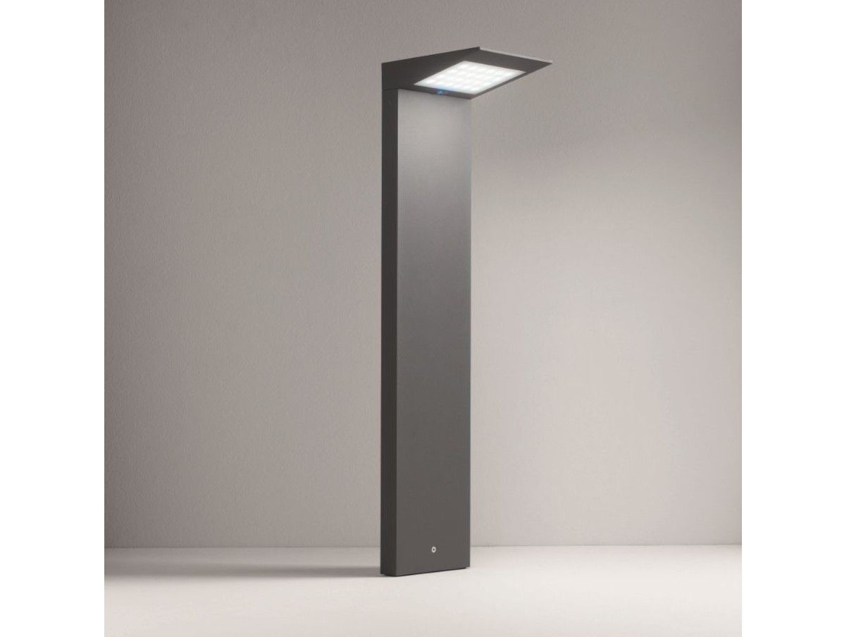 Солнечная напольная лампа для наружного освещения Zafferano Solar ARCH-00152640