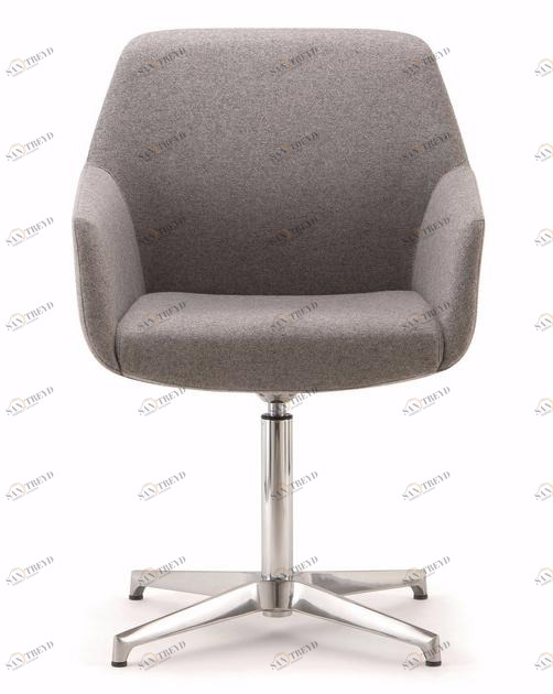 Quadrifoglio Поворотное кресло руководителя из ткани с 4-мя спицами и подлокотниками Dune sun-id-1507499