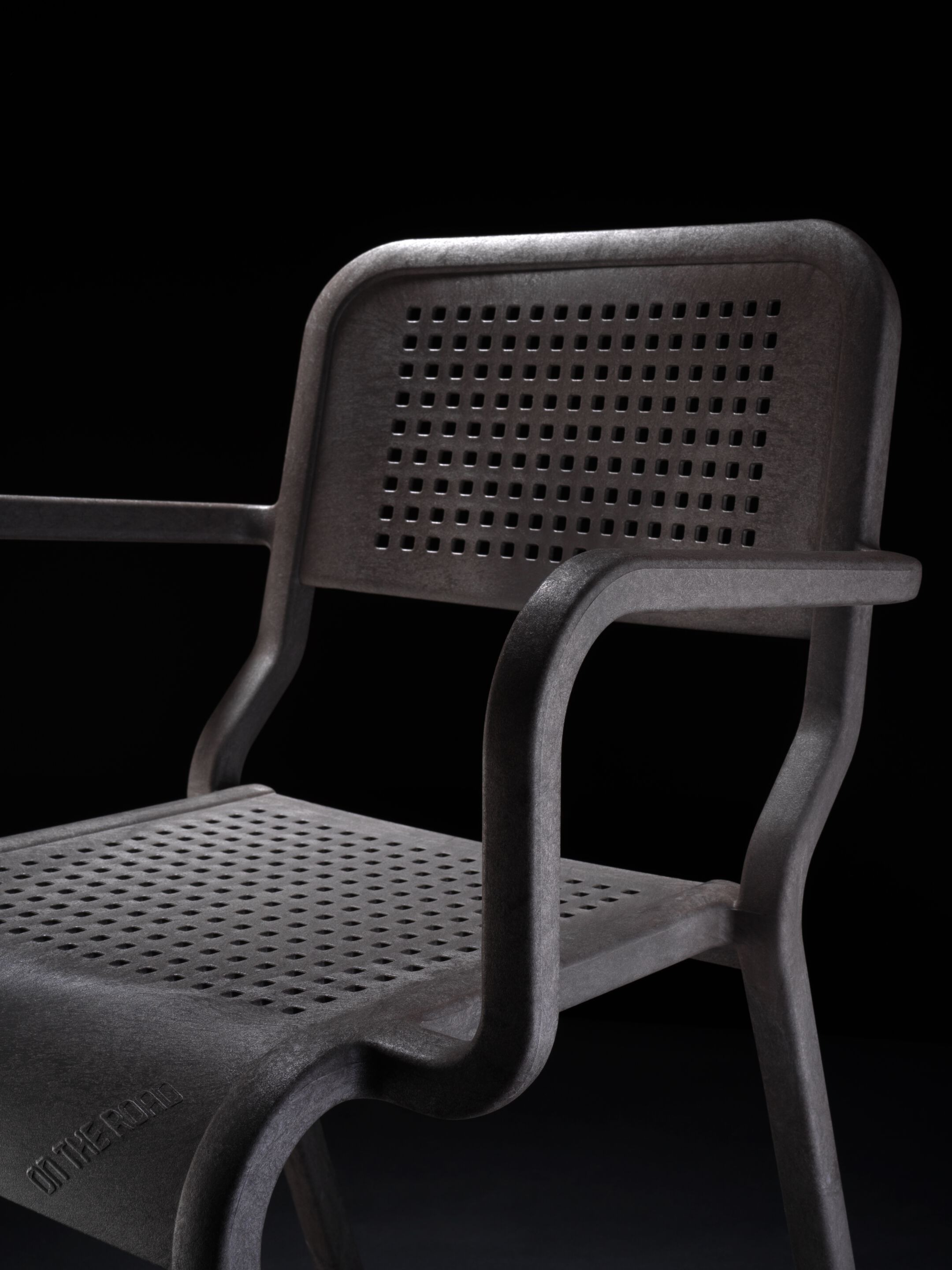 Стул из переработанного инженерного пластика с подлокотниками PF Stile ON THE ROAD CB ARCH-00105591 - Вид №7