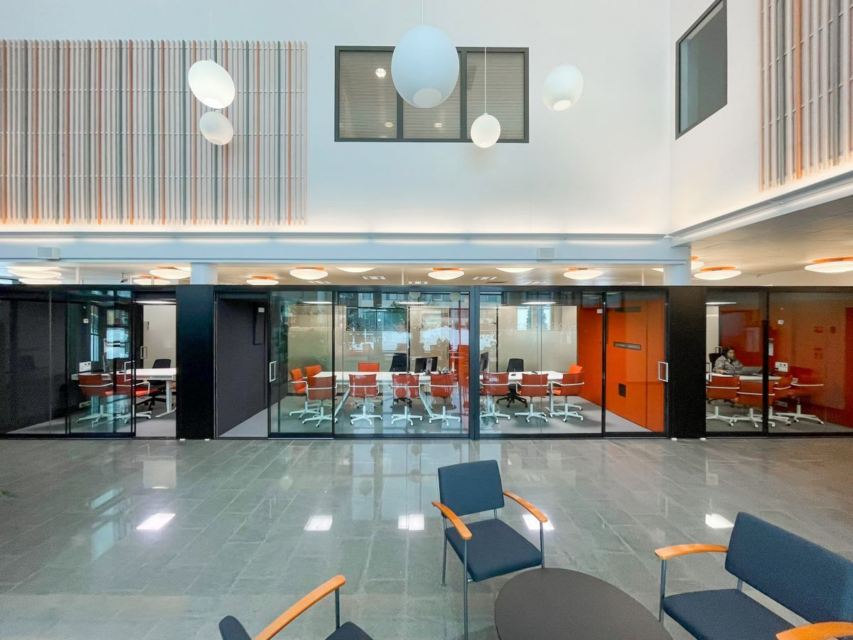 Многосторонняя акустическая офисная кабина Vetrospace VETROSPACE XL ARCH-00075678 - Вид №1