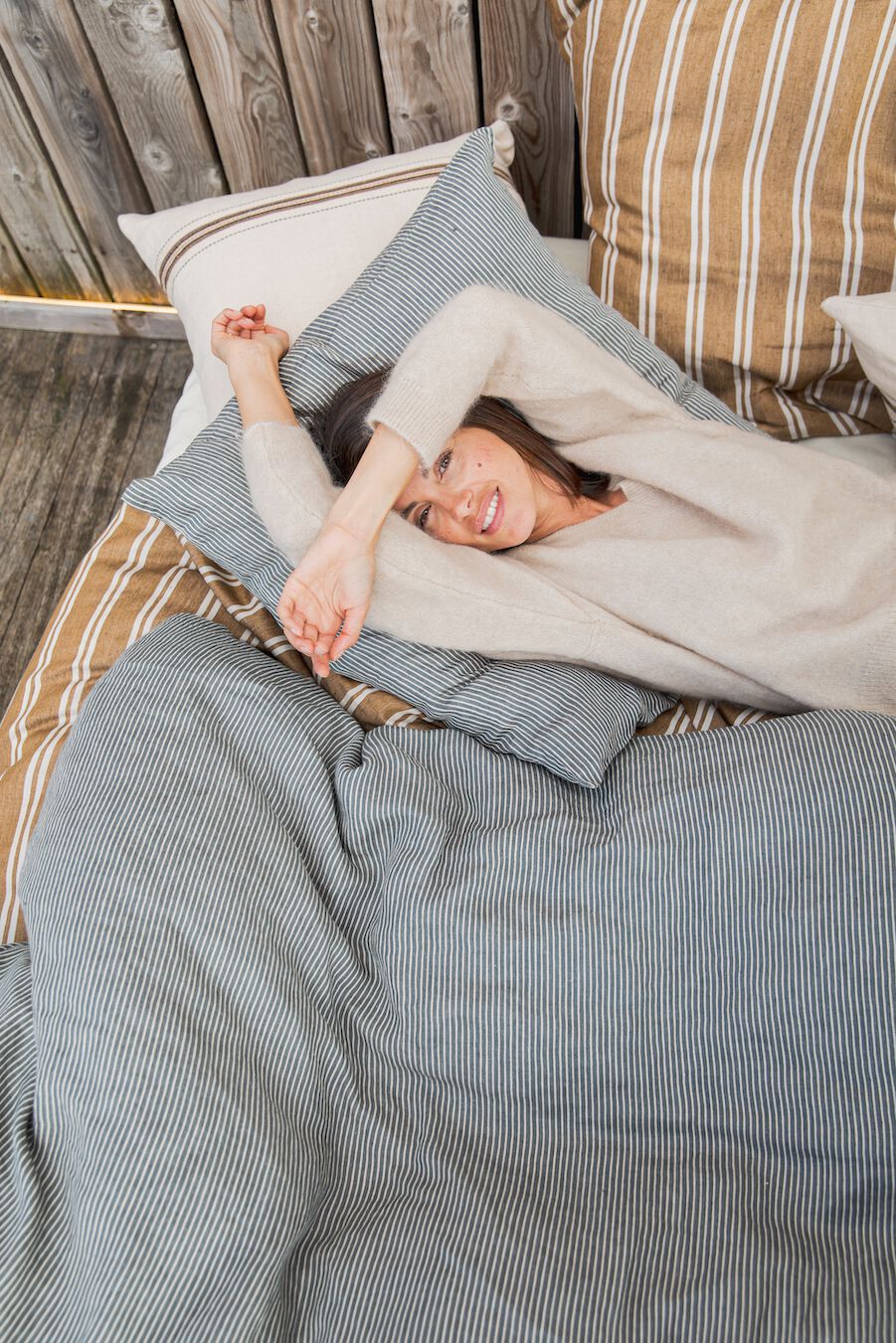 Льняная квадратная полосатая подушка Libeco Home Canal Stripe ARCH-00021528 - Вид №1